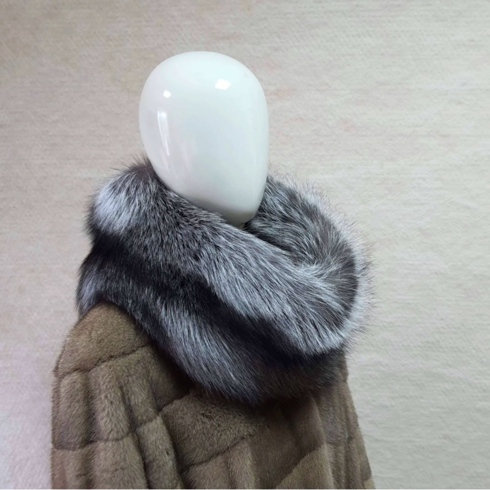 SILVER FOX FUR COLLAR